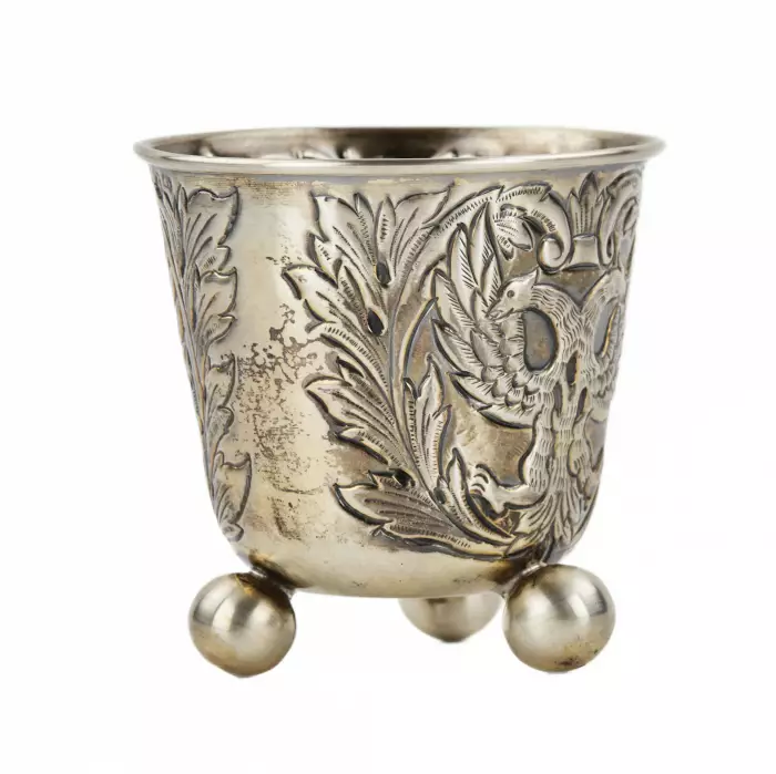 Coupe en argent avec l`image d`un aigle à deux têtes. Moscou, Empire russe.