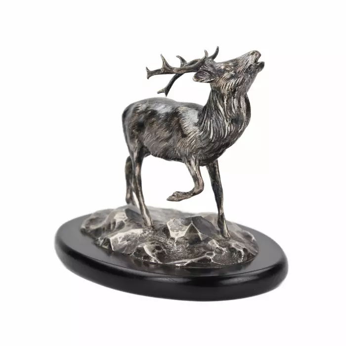 Cerf argente. Frères Grachev. 20ième siècle.