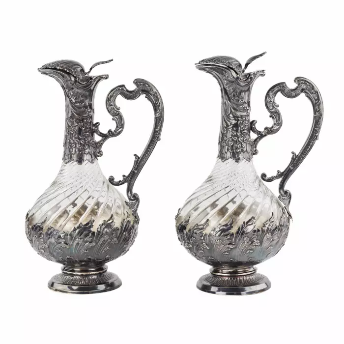 Frangière et Laroche. Paire de pichets à vin en verre français en argent des annees 1880. 