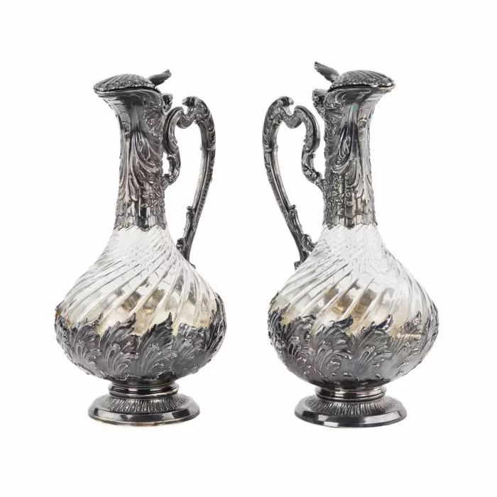 Frangière et Laroche. Paire de pichets à vin en verre français en argent des annees 1880. 