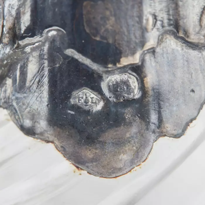 Frangière et Laroche. Paire de pichets à vin en verre français en argent des annees 1880. 
