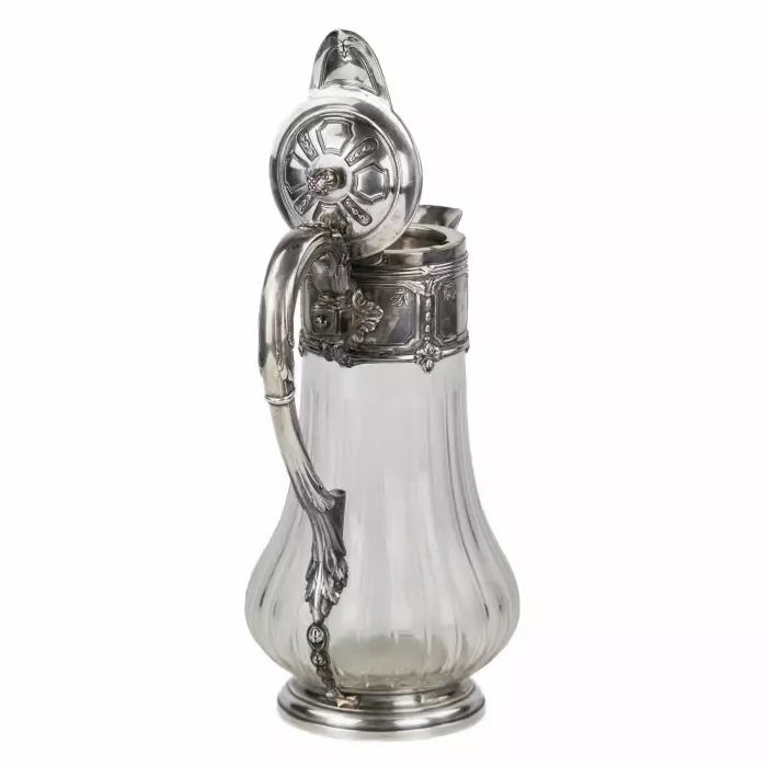 Cruche en verre français pour une tasse ou de l`eau en argent. Fin du 19ème siècle. 