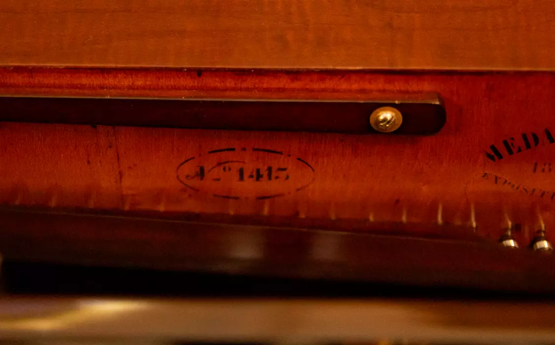 Piano unique de KRIEGELSTEIN Paris, France, 19ème siècle.