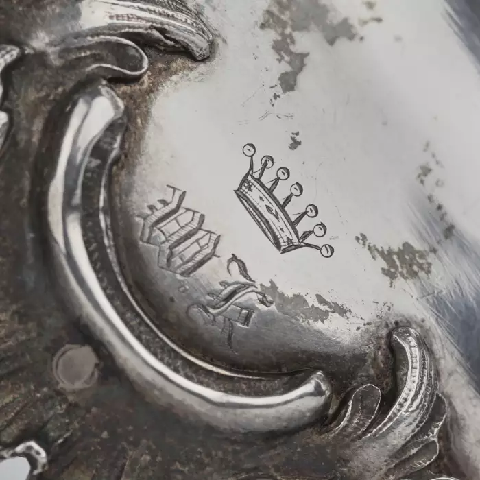 Bol à caviar russe en argent avec plateau en verre et cuillère en argent. 1843.