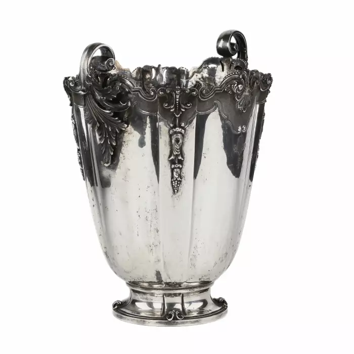 RAFRAÎCHISSEUR À VIN ITALIEN EN ARGENT EN FORME DE VASE, STYLE ART DÉCO  ITALIE, MODÈNE, 1934–1944