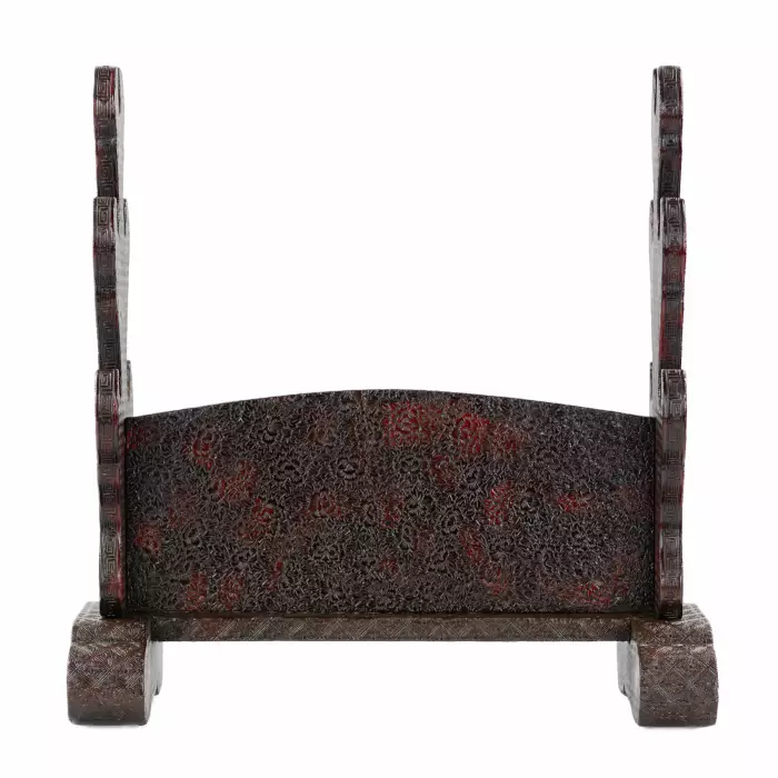 Katana stand (katana kake) in red carved lacquer, Meiji period (Japanese: 明治) Japan, 19th century. 