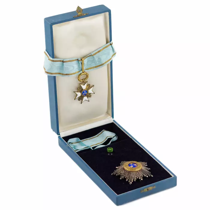 ORDER OF THE THREE STARS OF LATVIA, SECOND CLASS, IN ITS ORIGINAL CASE. F.W. MÜLLER, RIGA. 1920s–1930s