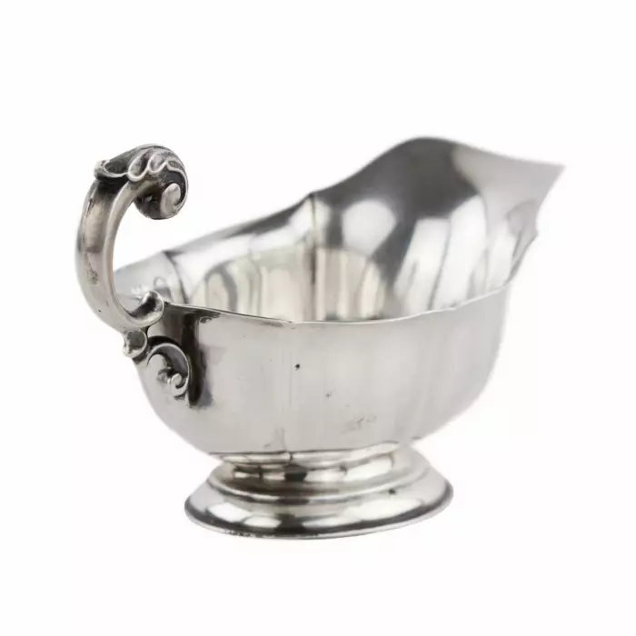 Crémier en argent du fournisseur de la cour impériale V. Morozov. Moscou. 1908-1917 