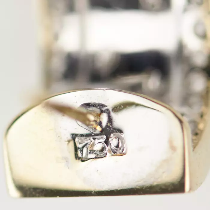 Boucles d&39;oreilles ruban, semi-circulaires, en or bicolore, 750 carats, avec diamants. 13,28 grammes. 