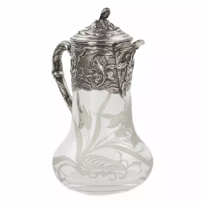 Pichet en cristal argenté d`époque Art Nouveau. 