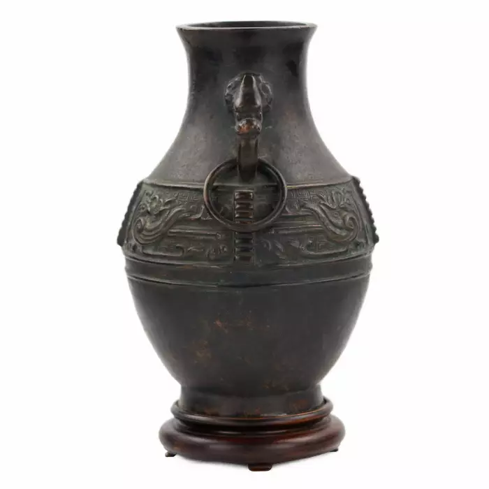 Pichet en bronze pour le vin Hu, avec signes Jinwen. Chine. 