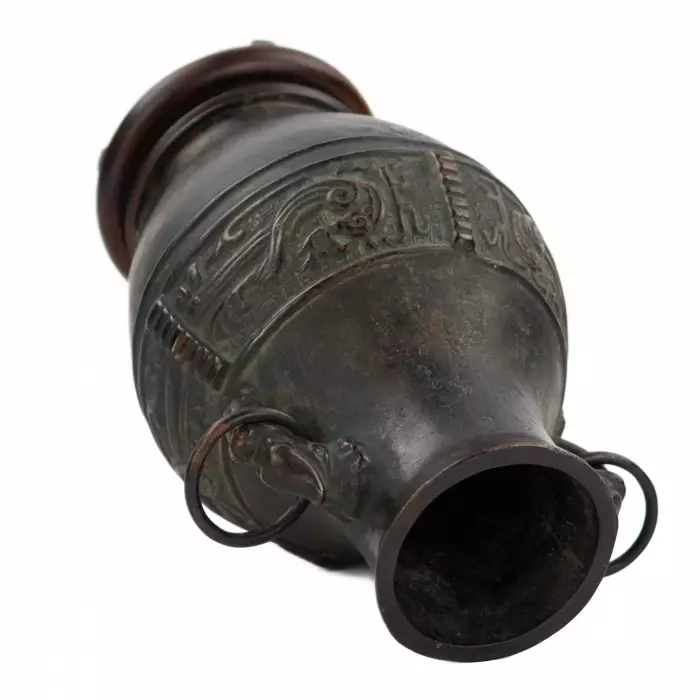 Pichet en bronze pour le vin Hu, avec signes Jinwen. Chine. 