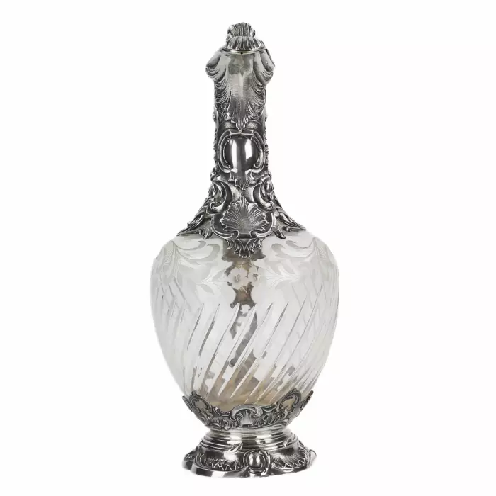 Pichet à vin en cristal argenté de style Louis XV. France. 19ème siècle. 