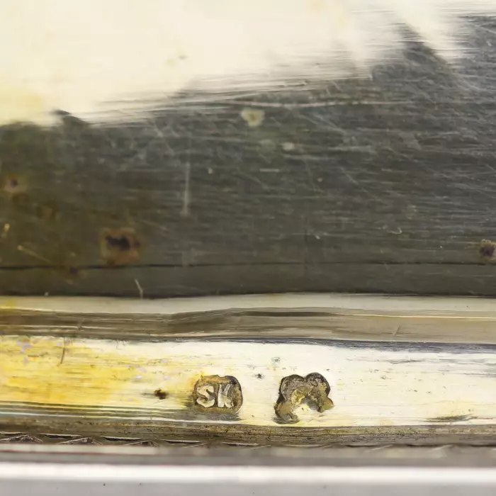 Huileur autrichien en argent avec verre. Le tournant des XIXe-XXe siècles. 