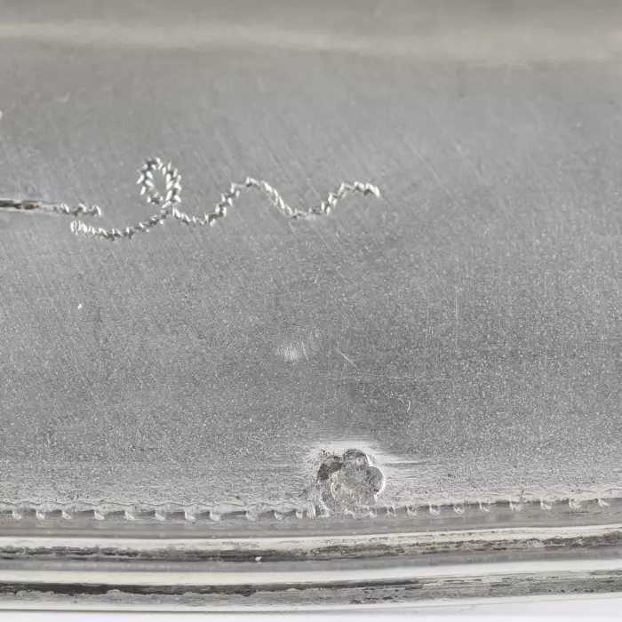 Huileur autrichien en argent avec verre. Le tournant des XIXe-XXe siècles. 