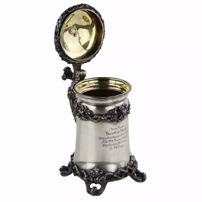 An impressive silver beer cup with oak branch pattern, mid 19th century. Berlin. 