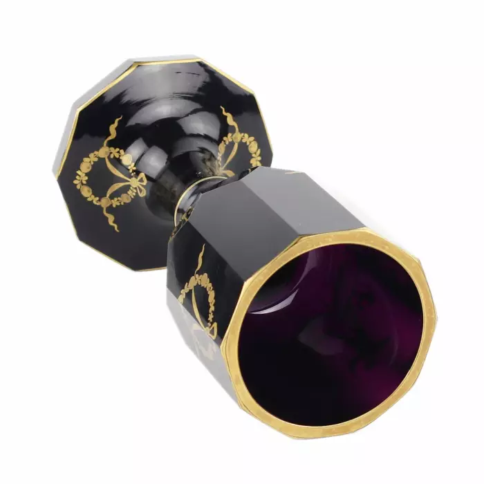 Decagonal violet crystal glass with gold decoration. St. Petersburg, 1810. 