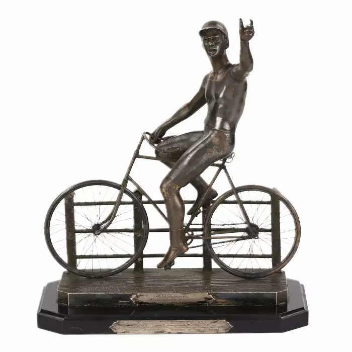 COMPOSITION COMMÉMORATIVE EN ARGENT PAR A. LYUBAVIN, SAINT-PÉTERSBOURG, 1896