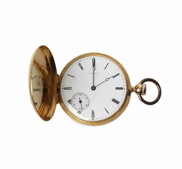 Montre de poche en or 18 carats de la marque Patek & Cie à l`effigie d`Aušros vartai à Vilnius. Suisse 1845-1850