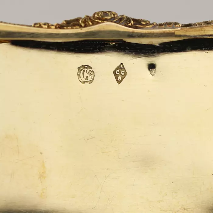 Tabatière dorée, de Charles Colin, Hanau, vers 1830.