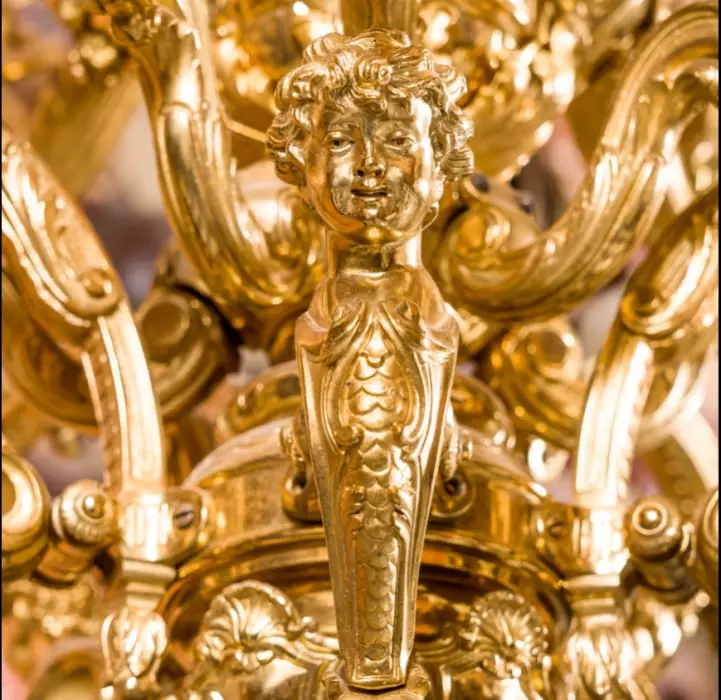 GILT-BRONZE CHANDELIER IN THE NAPOLEON III STYLE FRANCE, SECOND HALF OF THE 19TH CENTURY