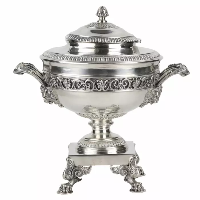 Silver teapot-samovar, First Silver Artel. Saint Petersburg, early 20th century.