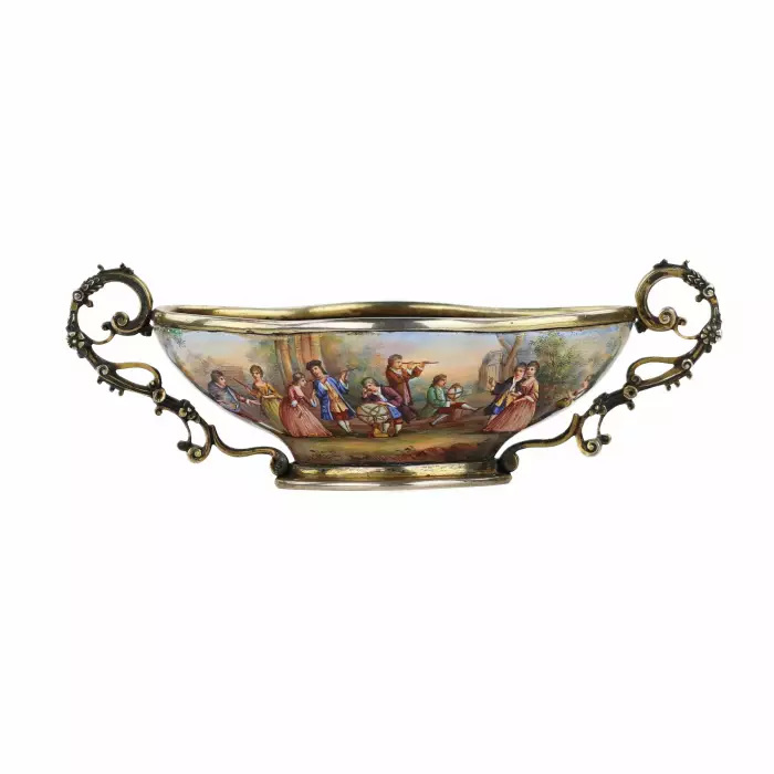 Vase en argent exquis avec émail. Vienne 1890 