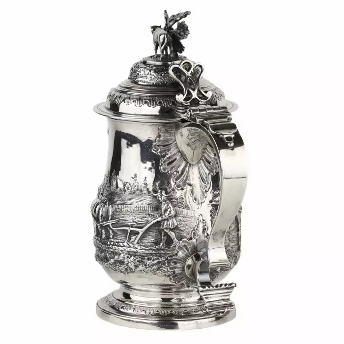 PICHET EN ARGENT MASSIF. ÉPOQUE GEORGE III. MAÎTRE JOHN DEACON LONDRES, 1772