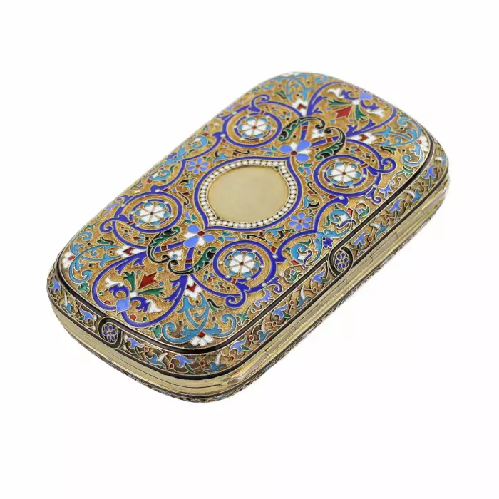 ÉTUI À CIGARETTES EN ARGENT DORÉ ÉMAILLÉ EN PLEIN ET À CLOISONNÉ IVAN ANDREEV, MOSCOU, 1887