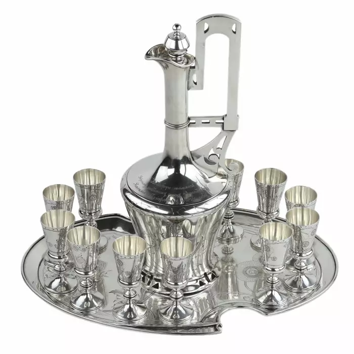 Service en argent russe de style Art Nouveau. 13 artel de Moscou. Début du 20e siècle