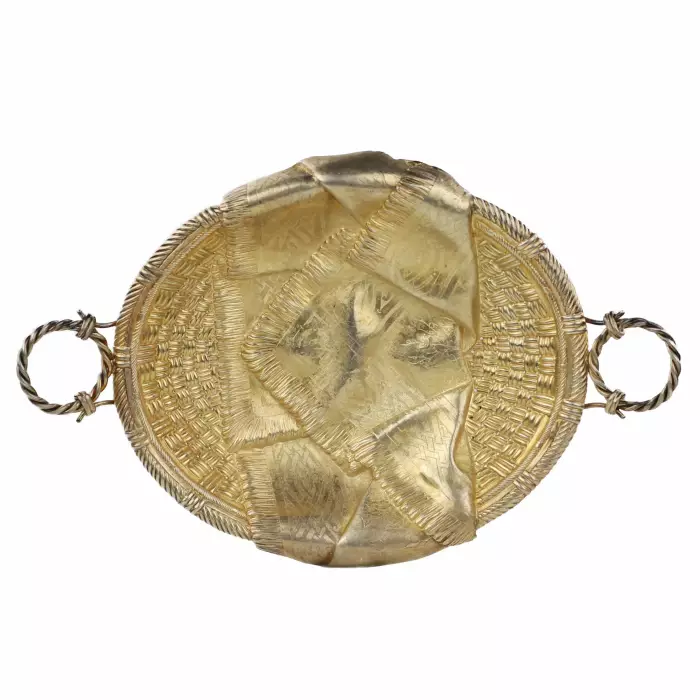 Assiette à pain en argent. Usine d`Andrey Mikhailovich Postnikov. Moscou. 1896-1908