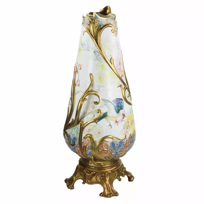 Vase with painting Birds and flowers. Yildiz. Ottoman Empire, 1900.