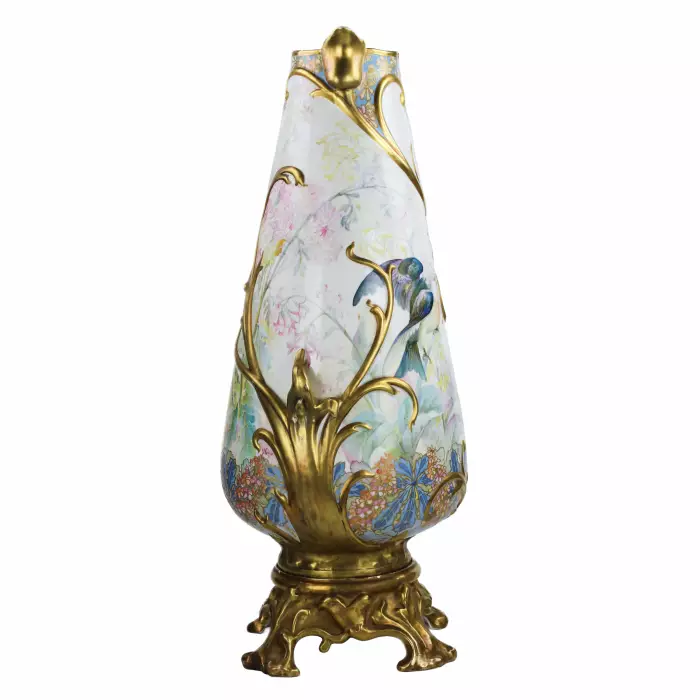 Vase with painting Birds and flowers. Yildiz. Ottoman Empire, 1900.