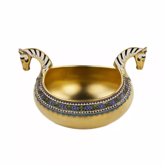 SILVER-GILT DRINKING BOWL WITH HORSE HEADS NORWAY, MARIUS HAMMER WORKSHOP, BERGEN, LATE 19TH – EARLY 20TH CENTURY