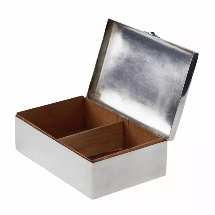BOÎTE À CIGARes EN ARGENT AVEC CABOCHON SUÈDE, XXe SIÈCLE