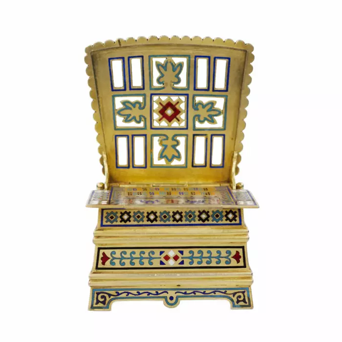 SALERON EN ARGENT EN FORME DE TRÔNE AVEC PROVERBE ÉMAILLÉ FABRIQUE P.A. OVCHINNIKOV, MOSCOU, 1884