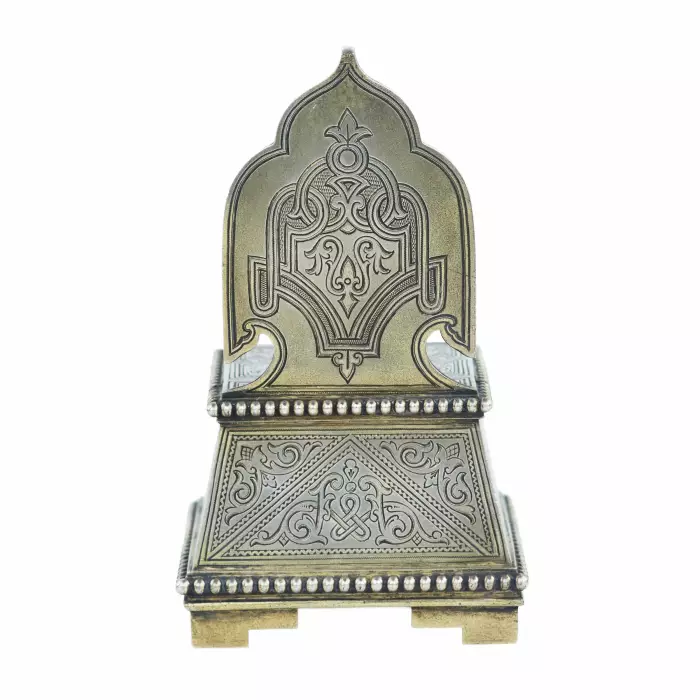 SALIER EN ARGENT EN FORME DE TRÔNE, MAISON KHLEBNIKOV EMPIRE RUSSE, MOSCOU, 1883