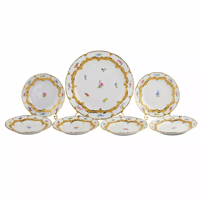 TEA AND COFFEE SERVICE MEISSEN FOR SIX PERSONS  GERMANY, 20TH CENTURY