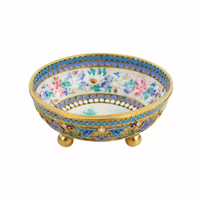 COUPE EN ARGENT AUX ÉMAUX POLYCHROMES. MAÎTRE VASSILI AGAFONOV RUSSIE, MOSCOU, FIN DU XIXᵉ SIÈCLE
