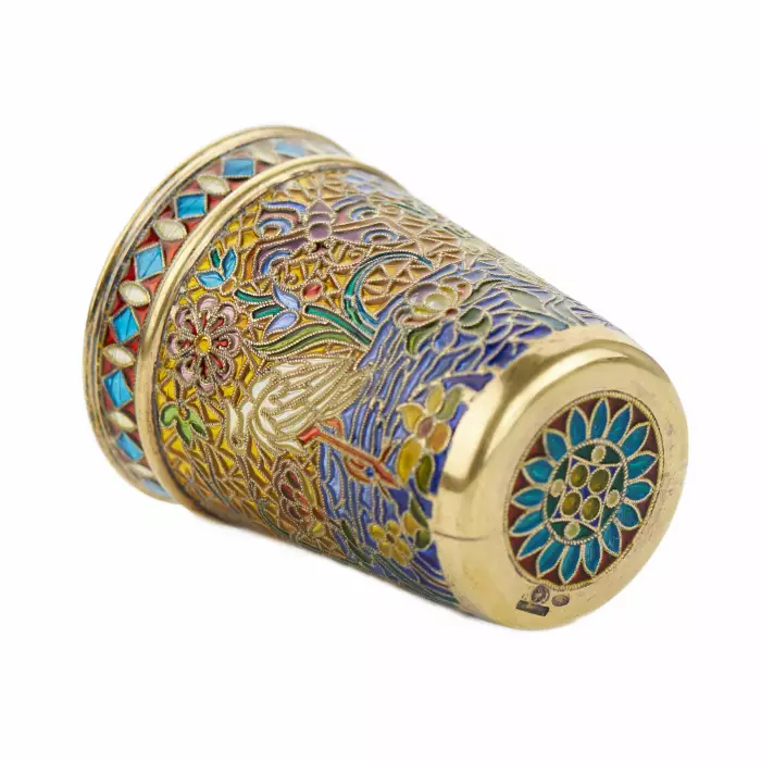 SILVER SHOT CUP WITH POLYCHROME PLIQUE-À-JOUR ENAMEL. PAVEL OVCHINNIKOV WORKSHOP RUSSIA, MOSCOW, TURN OF THE 19TH–20TH CENTURIES