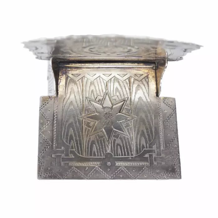 SALIÈRE EN ARGENT « CHAISE ». ALEXANDRE MOUKHINE RUSSIE, MOSCOU, 1880