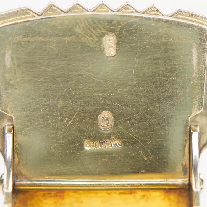 SALIÈRE EN FORME DE TRÔNE DE LA MAISON SAZIKOV RUSSIE, SAINT-PÉTERSBOURG, SECONDE MOITIÉ DU XIXE SIÈCLE
