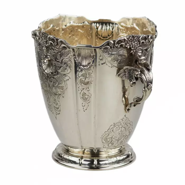 SILVER CHAMPAGNE COOLER WITH DRAGON HANDLES. EUROPE, LATE 19TH - EARLY 20TH CENTURY
