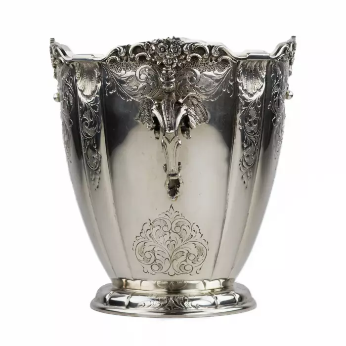 SILVER CHAMPAGNE COOLER WITH DRAGON HANDLES. EUROPE, LATE 19TH - EARLY 20TH CENTURY