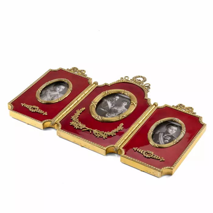 PHOTO FRAME IN LOUIS XVI STYLE. RENATO SALIMBENI  ITALY, FLORENCE, 20TH CENTURY