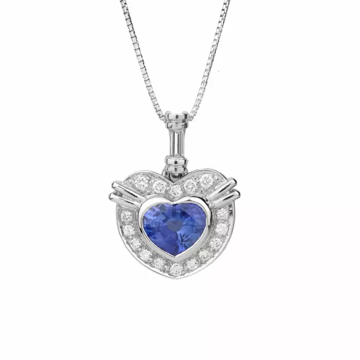 18-KARAT WHITE GOLD HEART-SHAPED PENDANT WITH SAPPHIRE AND DIAMONDS