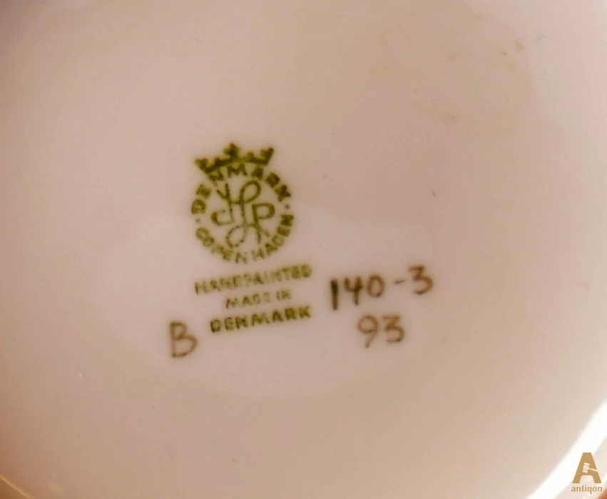 Porcelain vase