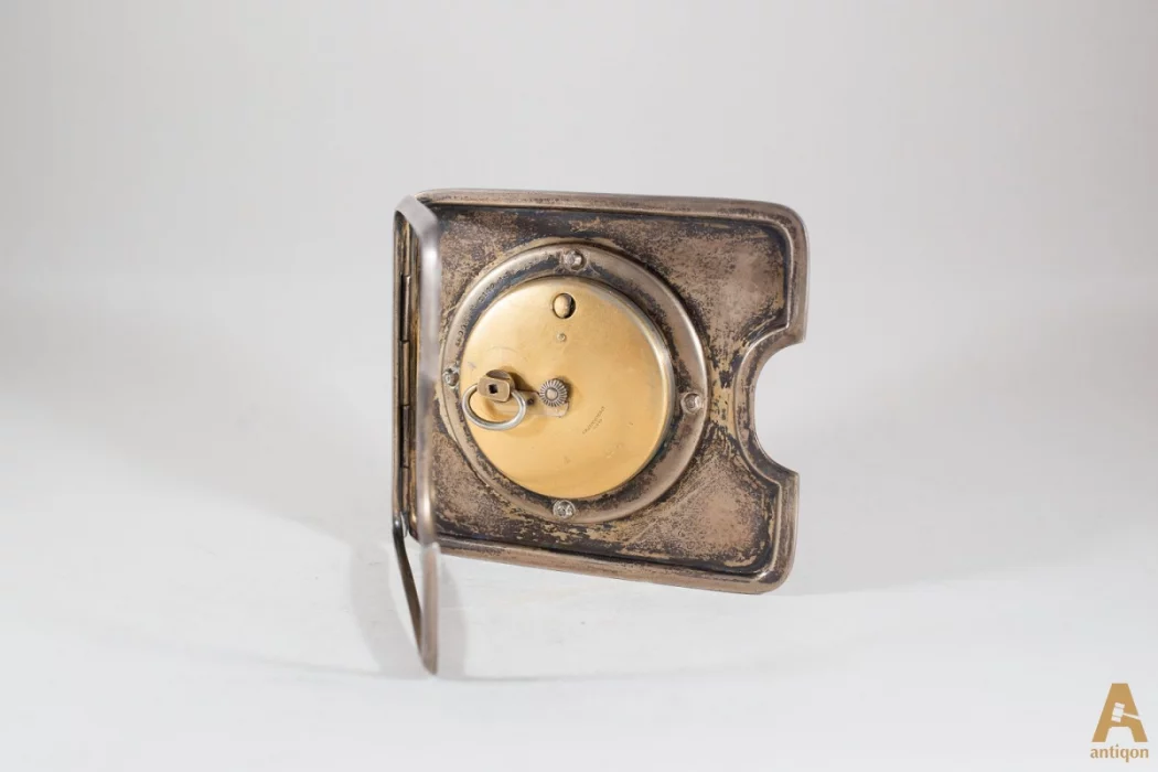 Table clock