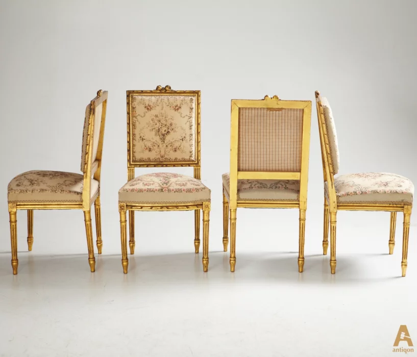 Set with tapestries of 5 items