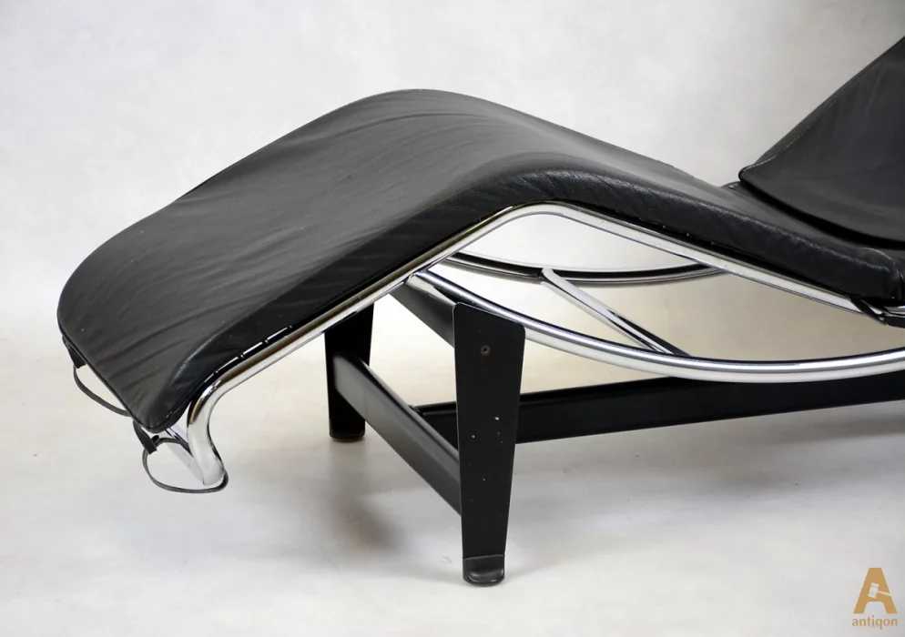 The chair in the style of 